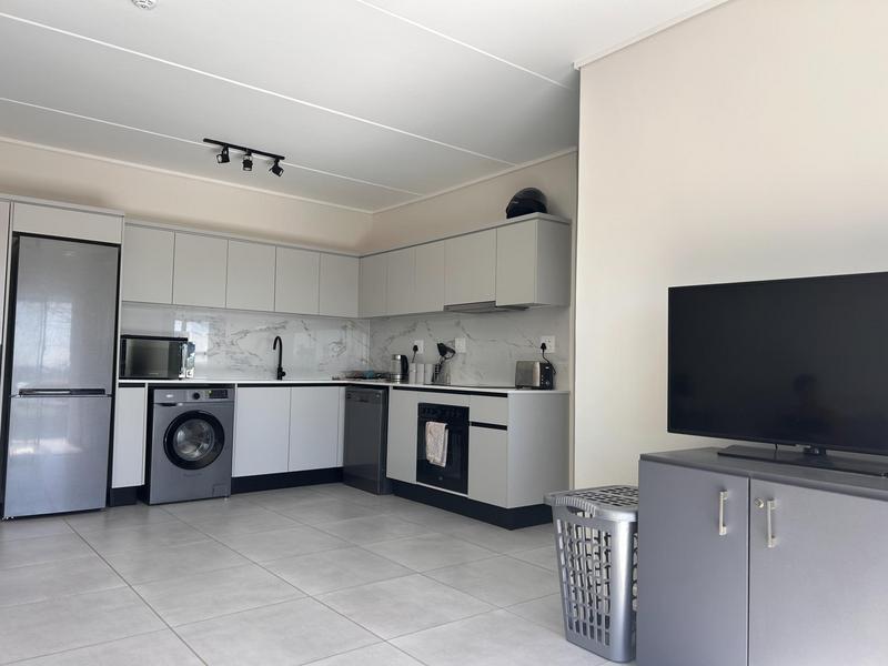 To Let 2 Bedroom Property for Rent in Sandown Western Cape